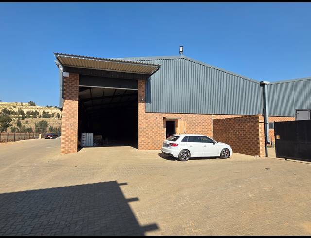 815M² WAREHOUSE TO LET IN AEROTON
